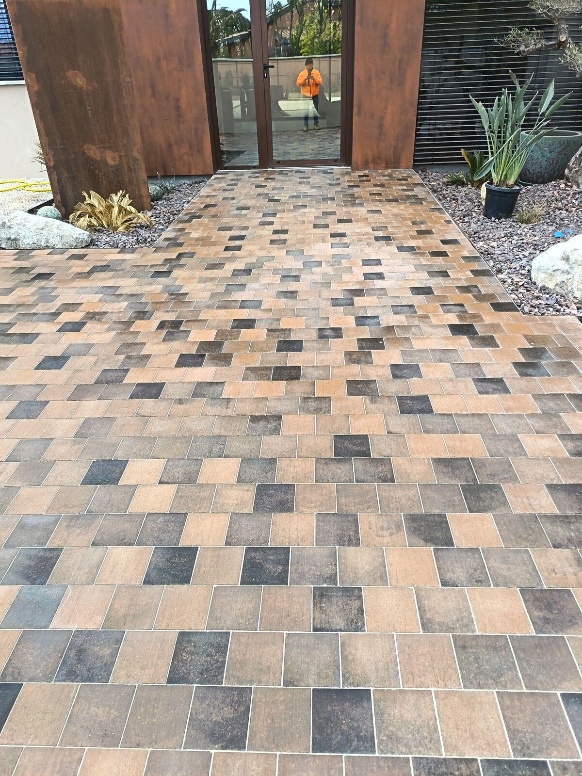 Aménagement en pavés béton alentours de Toulouse et sa région