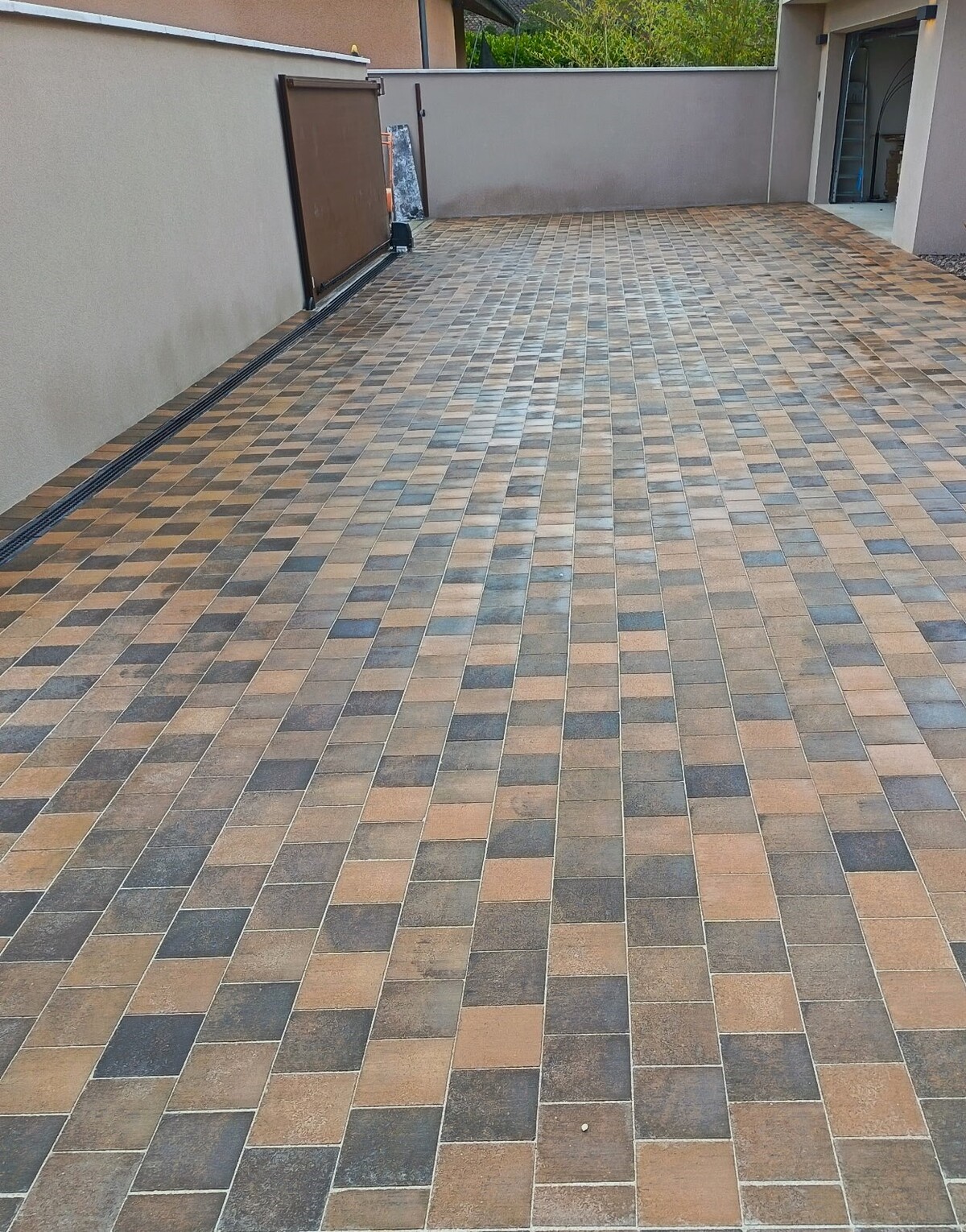 Aménagement en pavés béton alentours de Toulouse et sa région