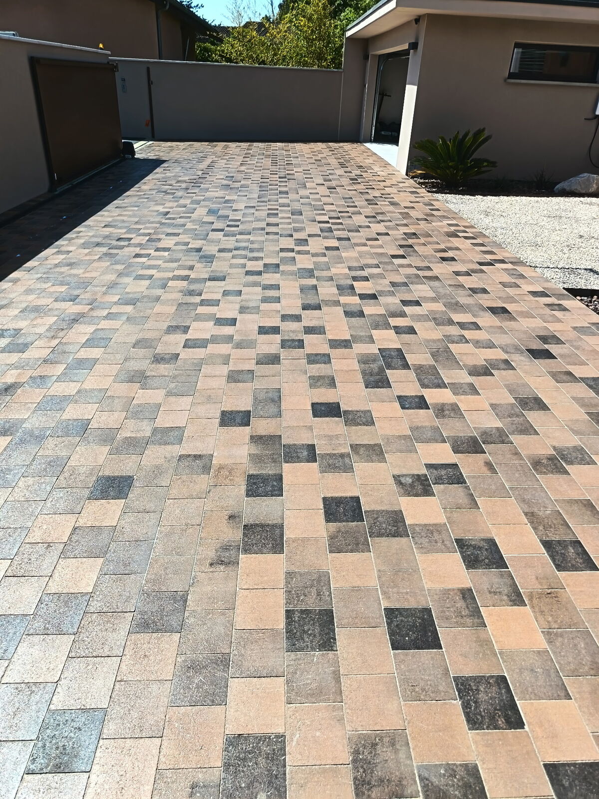 Aménagement en pavés béton alentours de Toulouse et sa région